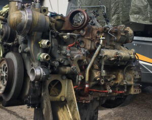 JBCrane service dieselmotor demontage